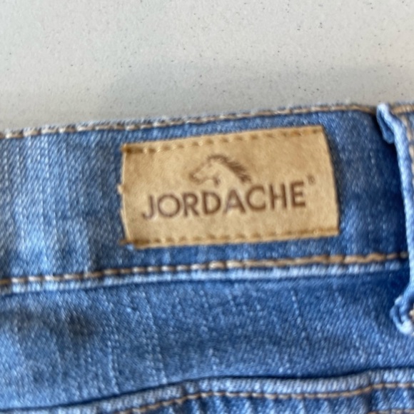 Jordache embroidered flower design adjustable  waist shorts size 16 daisy denim - Picture 10 of 17